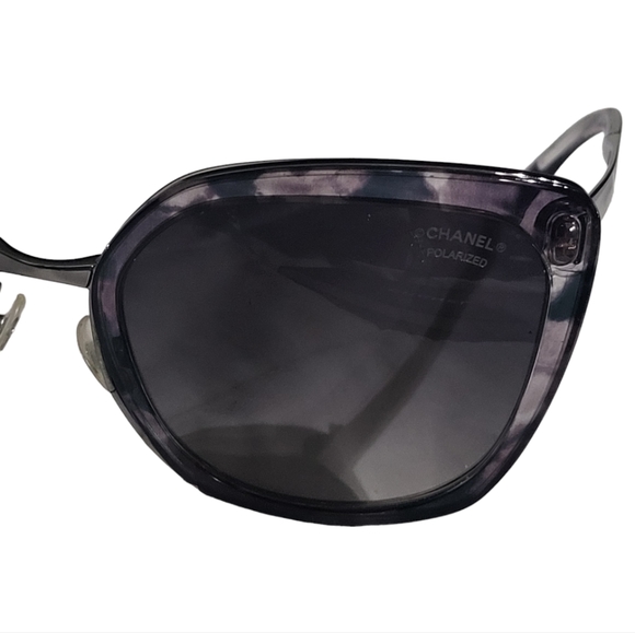 Chanel polarized sun glasses - Picture 13 of 16